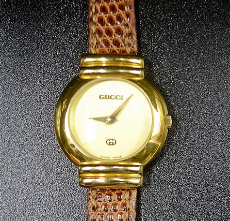 vintage gucci wrist watch
